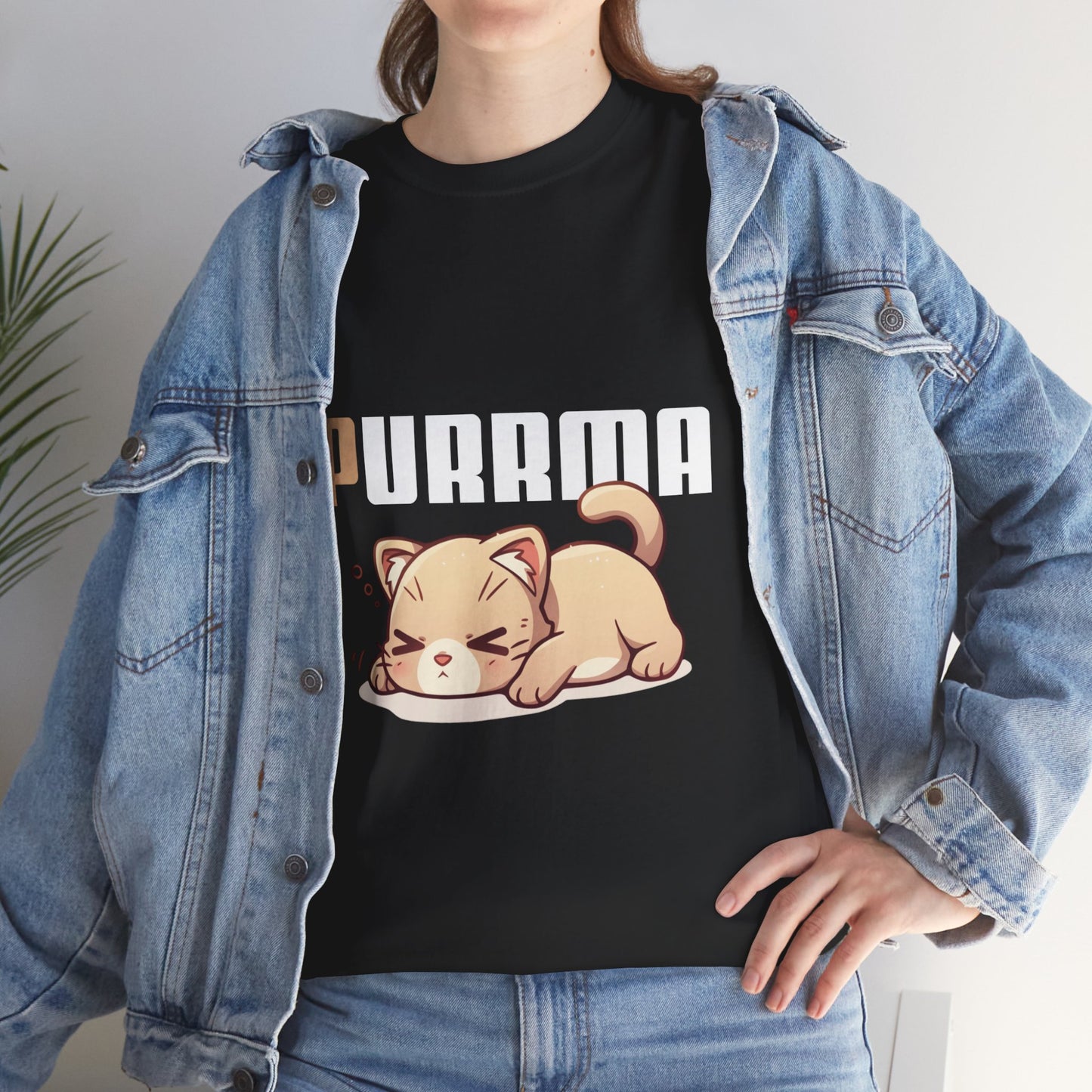 Koszulka „Purrma” – idealna dla wszystkich, którzy kochają koty i cenią spokojny, przytulny vibe